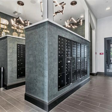 elysian at post 13 2